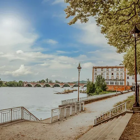 Maison Clim 3 Ch Bord Du Tarn Cours Exterieure *